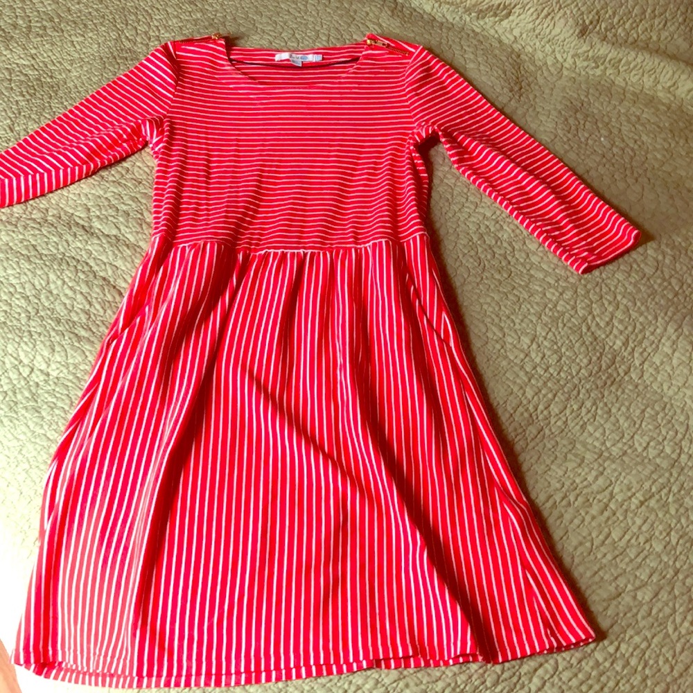 Biden Red and white striped dress shoulder zippers